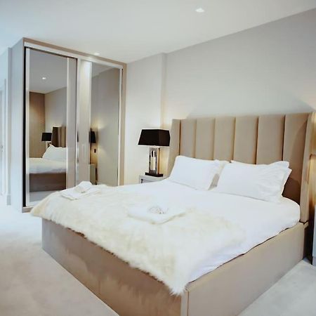 3-Story Townhouse - Sleeps 8 Apartment Leeds  Exterior photo